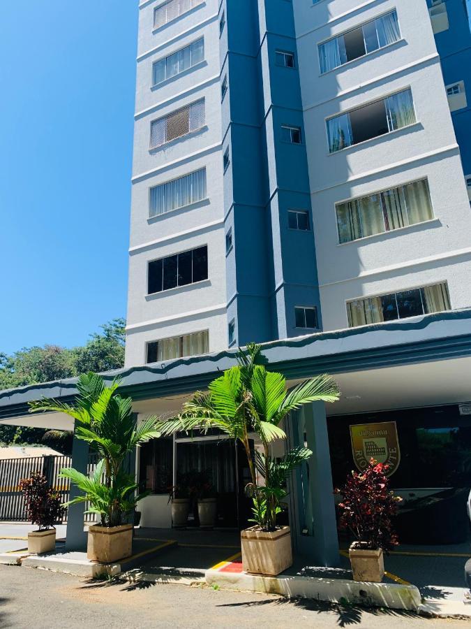리오 퀜테 Di Roma Hot Park 아파트 외부 사진